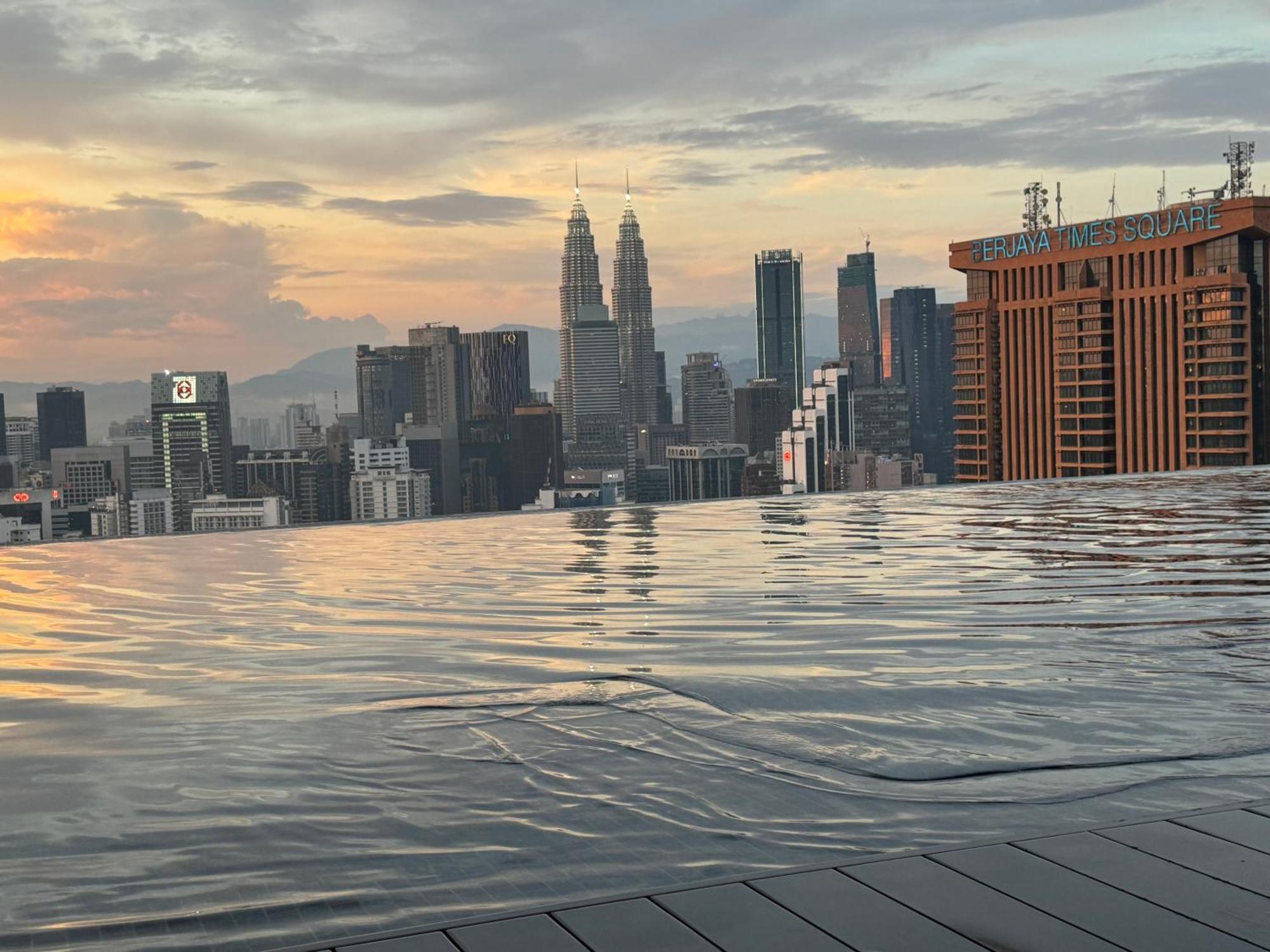 Lucentia Suites Klcc By Classy Kuala Lumpur Kültér fotó